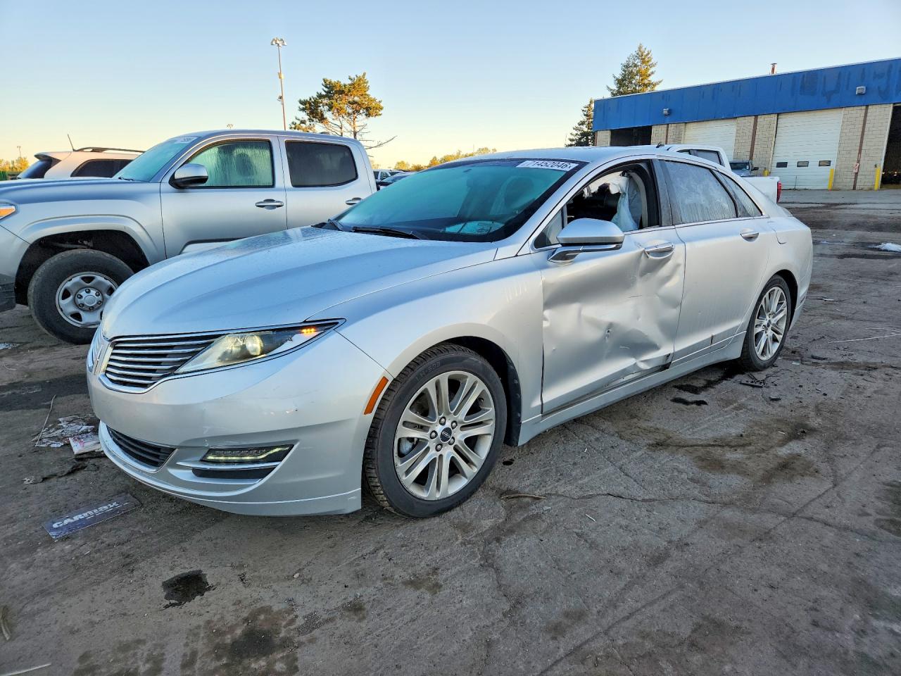 2015 LINCOLN MKZ | 3LN6L2J9XFR612527 | UPCARS