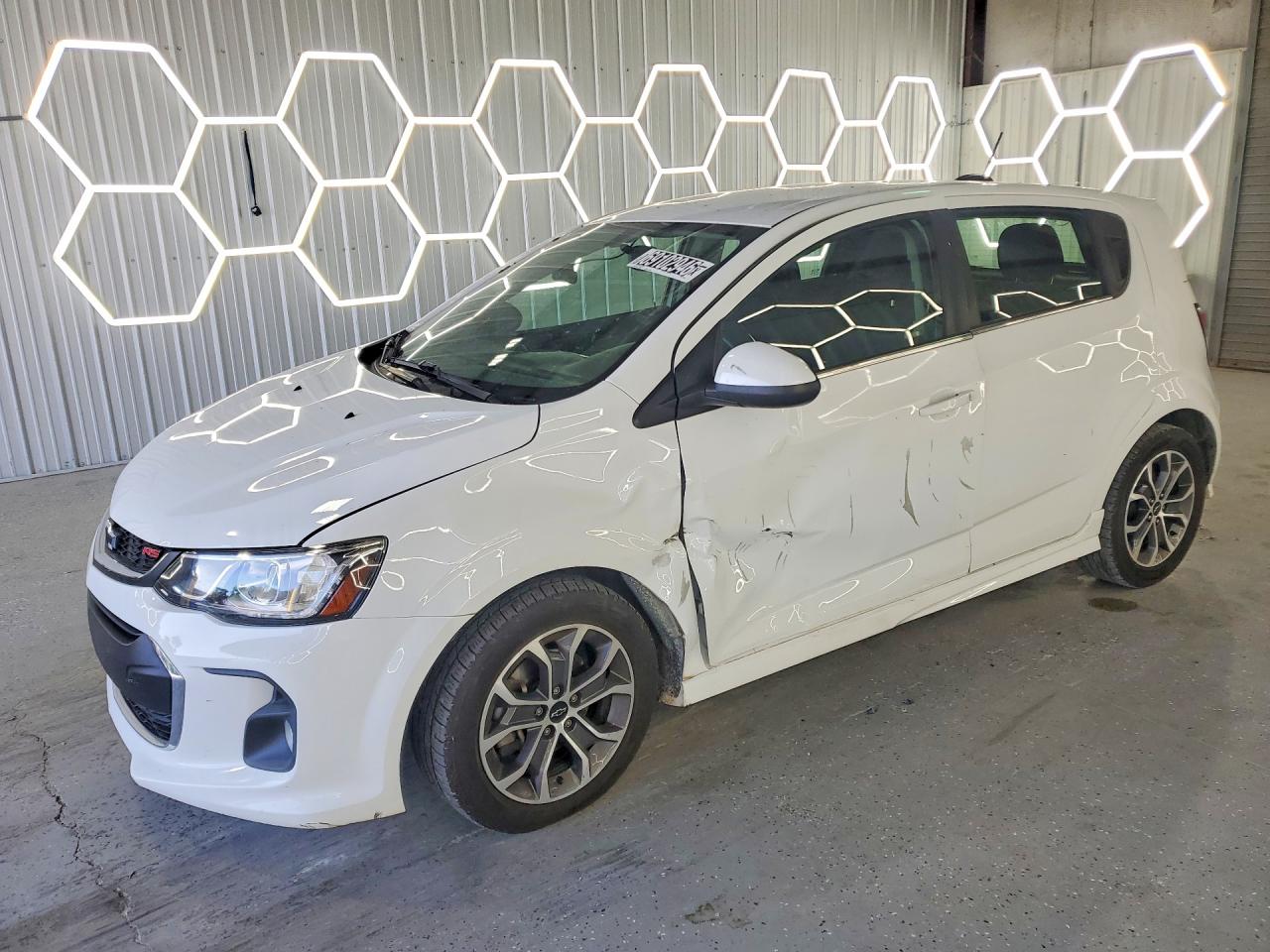 2020 CHEVROLET SONIC LT | 1G1JD6SB6L4138142 | UPCARS