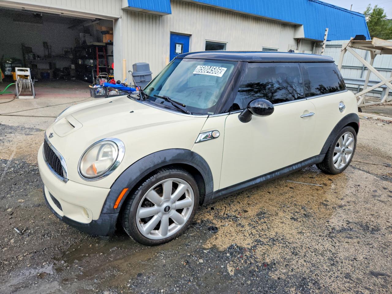 2010 MINI COOPER S | WMWMF7C51ATZ73479 | UPCARS