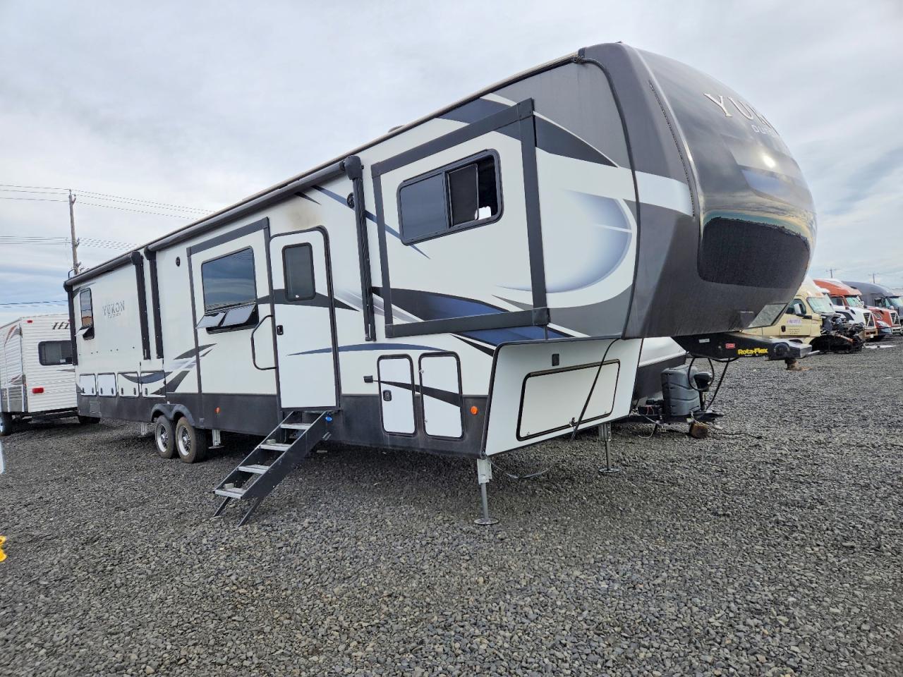 2021 DUTCHMEN YUKON CAMPER | 4YDF42123MZ980574 | UPCARS