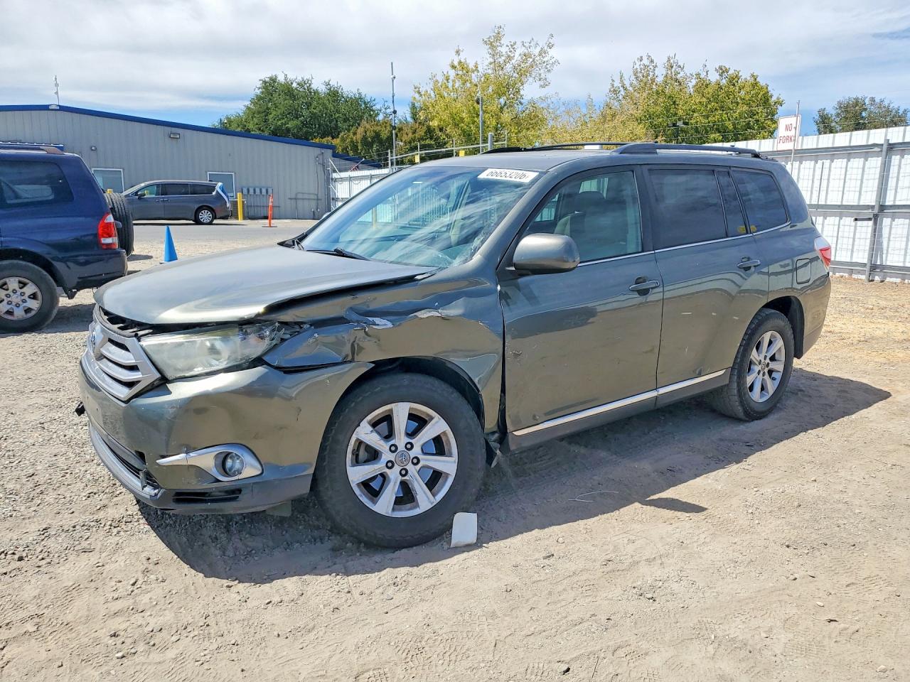 2011 TOYOTA HIGHLANDER SE | 5TDBK3EH3BS077402 | UPCARS