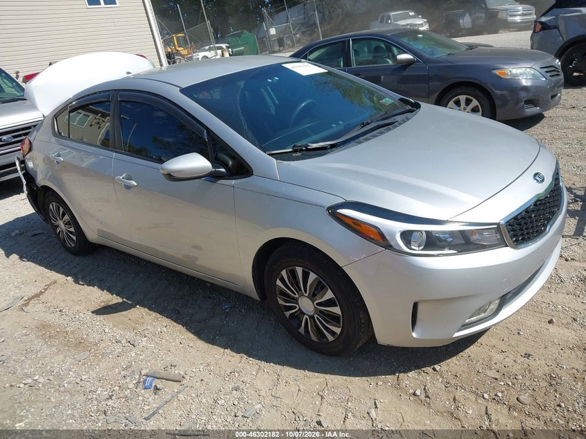2018 KIA FORTE LX | 3KPFK4A72JE250887 | UPCARS