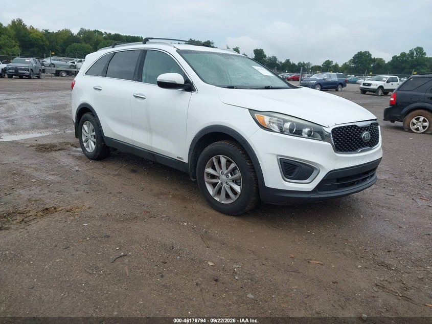 2017 KIA SORENTO 2.4L LX | 5XYPGDA32HG255104 | UPCARS