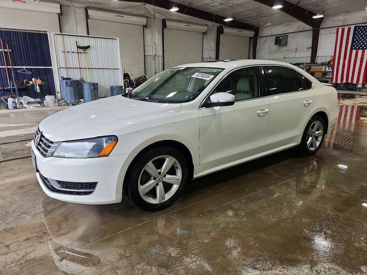 2013 VOLKSWAGEN PASSAT SE | 1VWBN7A38DC023233 | UPCARS