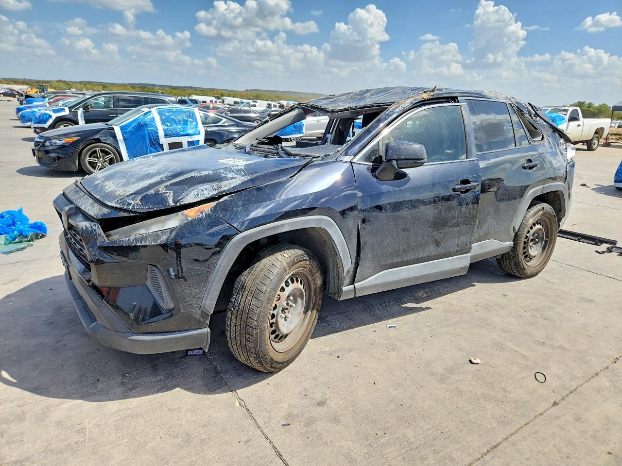 2019 TOYOTA RAV4 LE | JTMH1RFV8KJ008951 | UPCARS