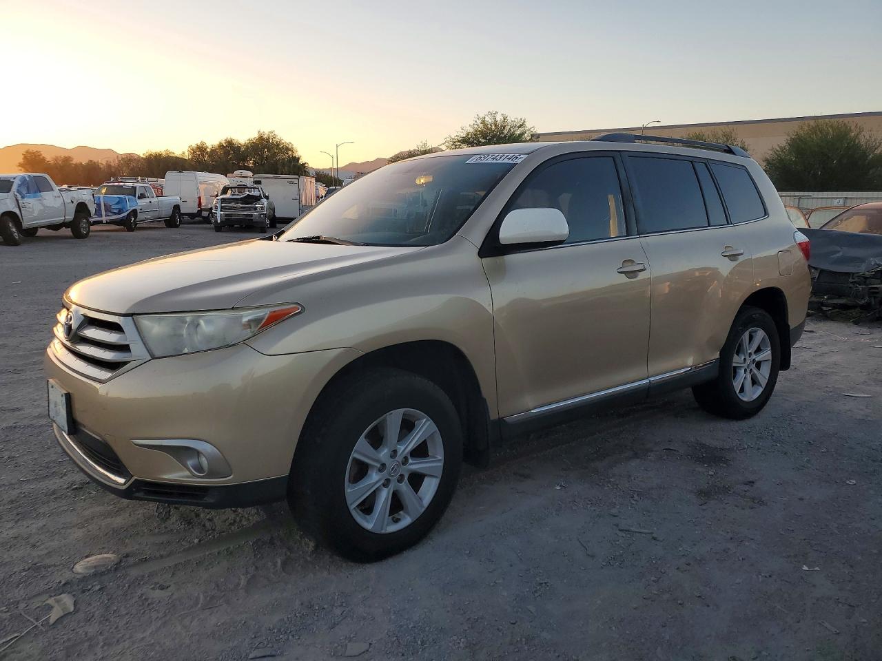 2013 TOYOTA HIGHLANDER PLUS | 5TDZK3EHXDS129934 | UPCARS