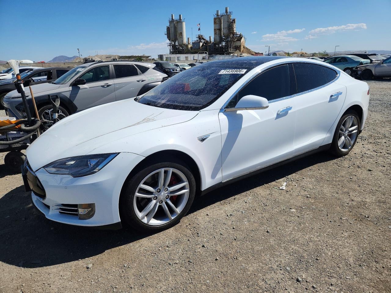 2014 TESLA MODEL S | 5YJSA1S11EFP47911 | UPCARS