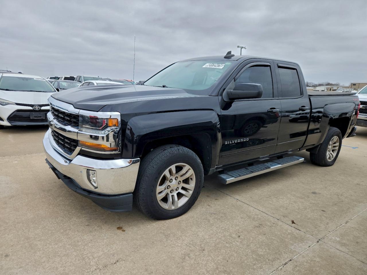 2018 CHEVROLET SILVERADO K1500 LT | 1GCVKREC0JZ214894 | UPCARS