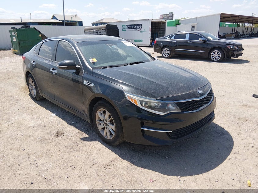 2018 KIA OPTIMA LX | 5XXGT4L39JG197429 | UPCARS