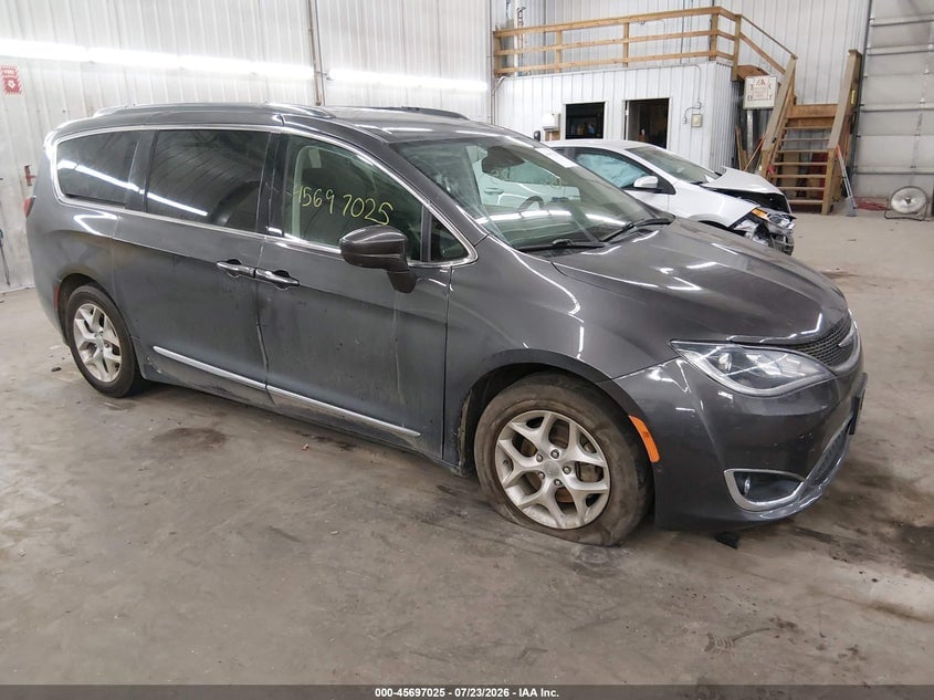 2019 CHRYSLER PACIFICA TOURING L PLUS | 2C4RC1EG7KR590183 | UPCARS