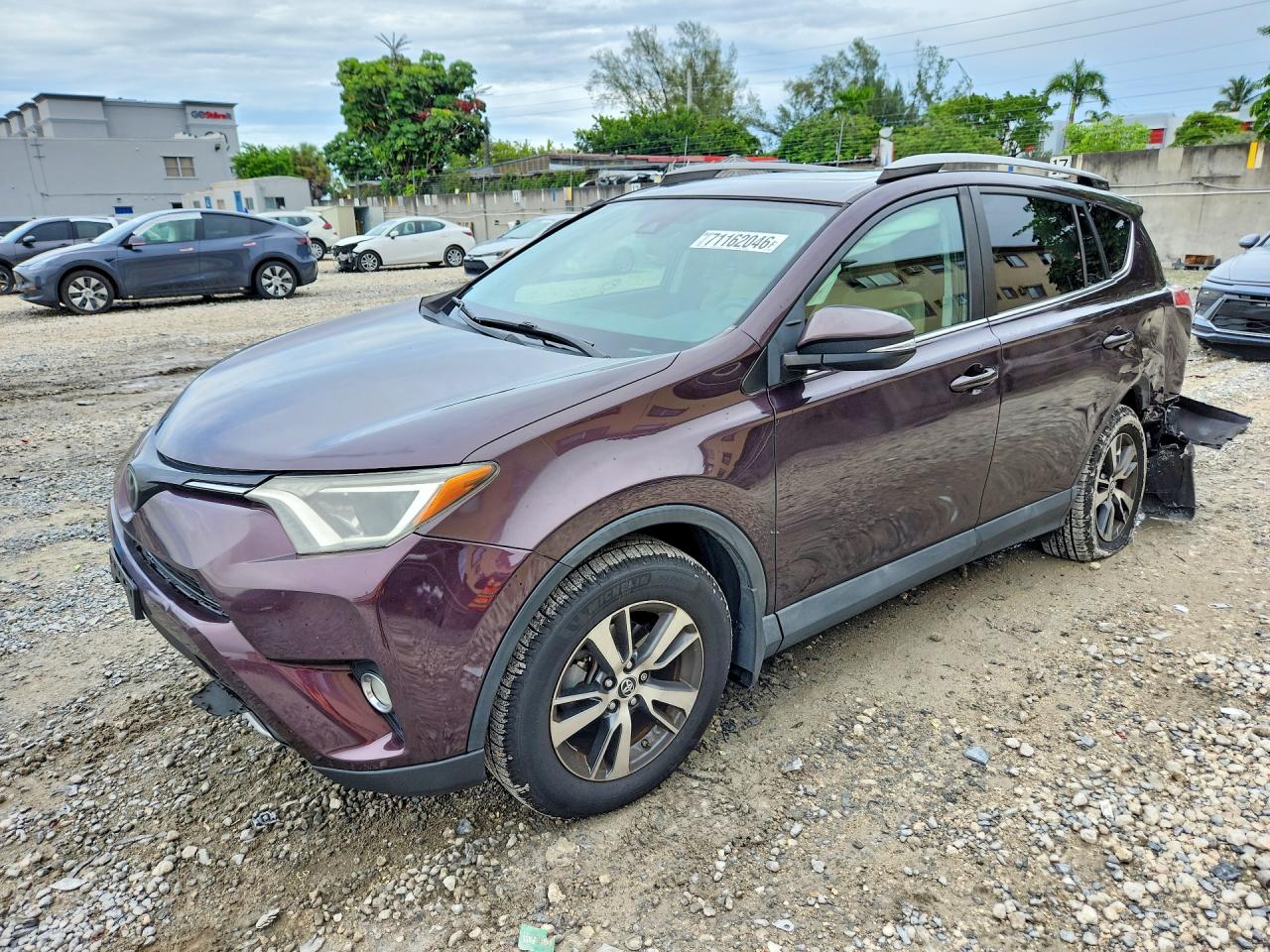 2018 TOYOTA RAV4 XLE | 2T3RFREV3JW719254 | UPCARS