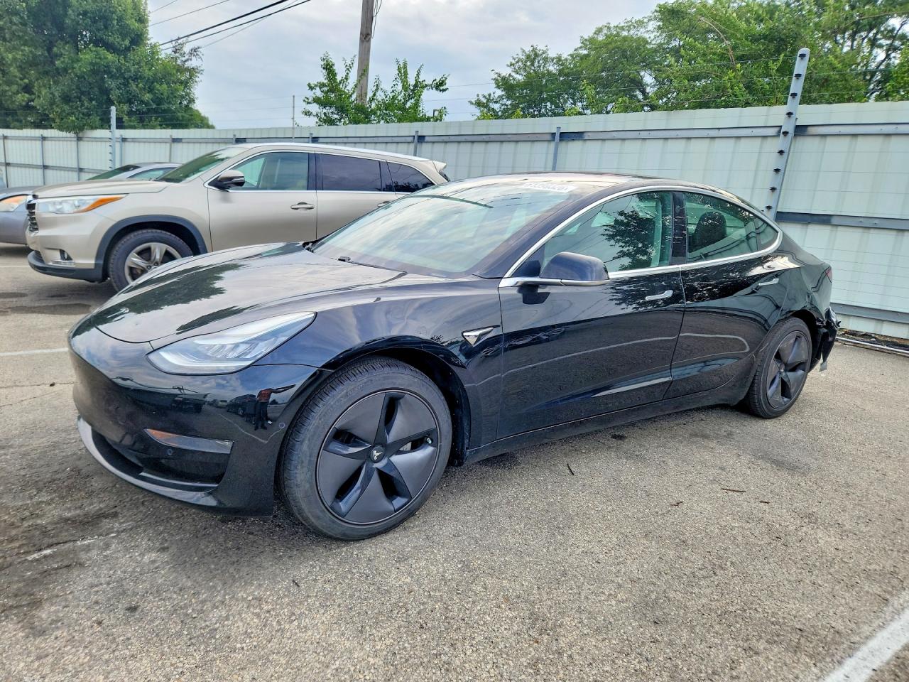 2019 TESLA MODEL 3 | 5YJ3E1EA8KF304638 | UPCARS
