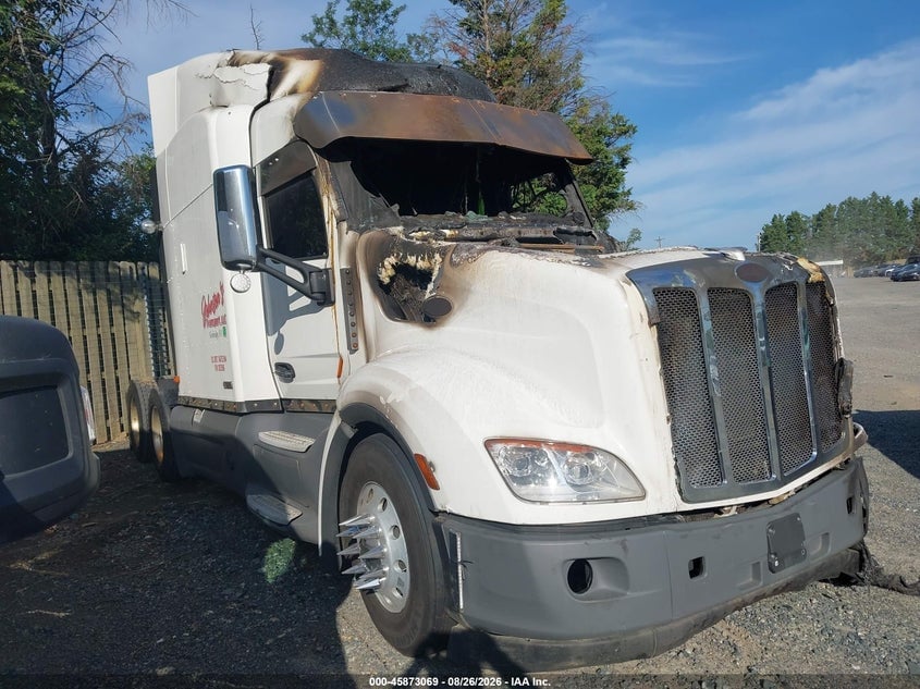2017 PETERBILT 579 | 1XPBD49X8HD392586 | UPCARS
