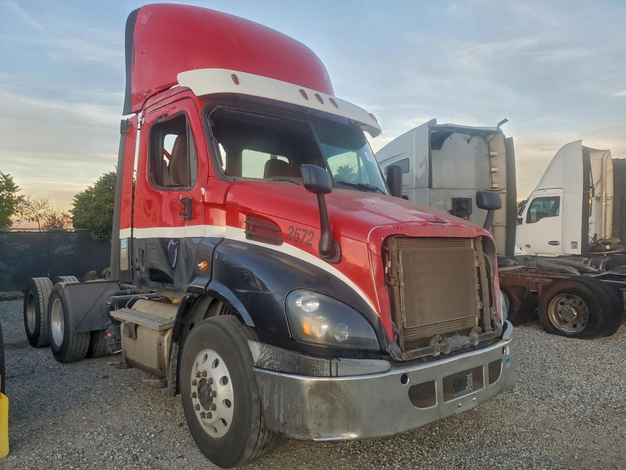 2017 FREIGHTLINER ALL OTHER SEMI TRUCK | 1FUJGBDV2HLJF2040 | UPCARS