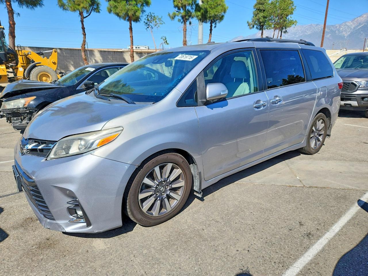2018 TOYOTA SIENNA LIMITED PREMIUM 7-PASSENGER | 5TDYZ3DC3JS924011 | UPCARS