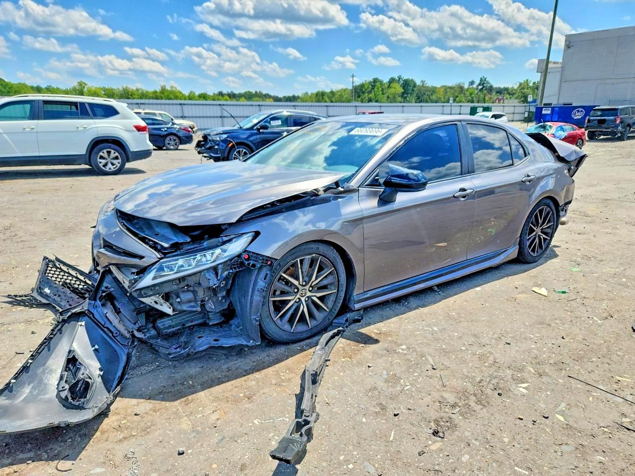 2021 TOYOTA CAMRY SE | 4T1G11AK6MU516469 | UPCARS