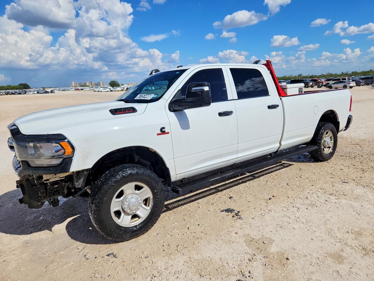 2023 RAM 3500 TRADESMAN | 3C63R3GL3PG596318 | UPCARS