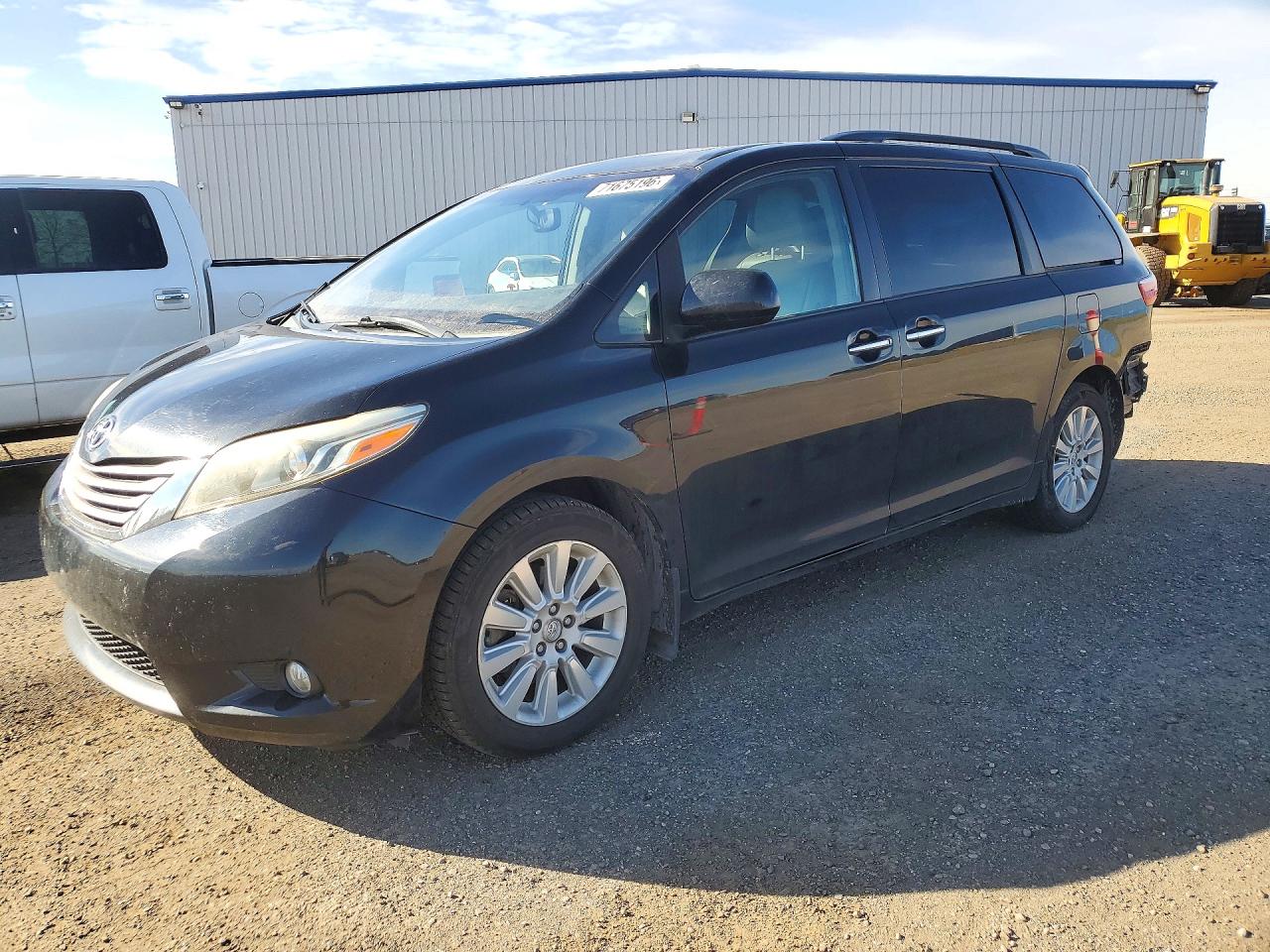 2015 TOYOTA SIENNA XLE 7-PASSENGER | 5TDDK3DCXFS101912 | UPCARS