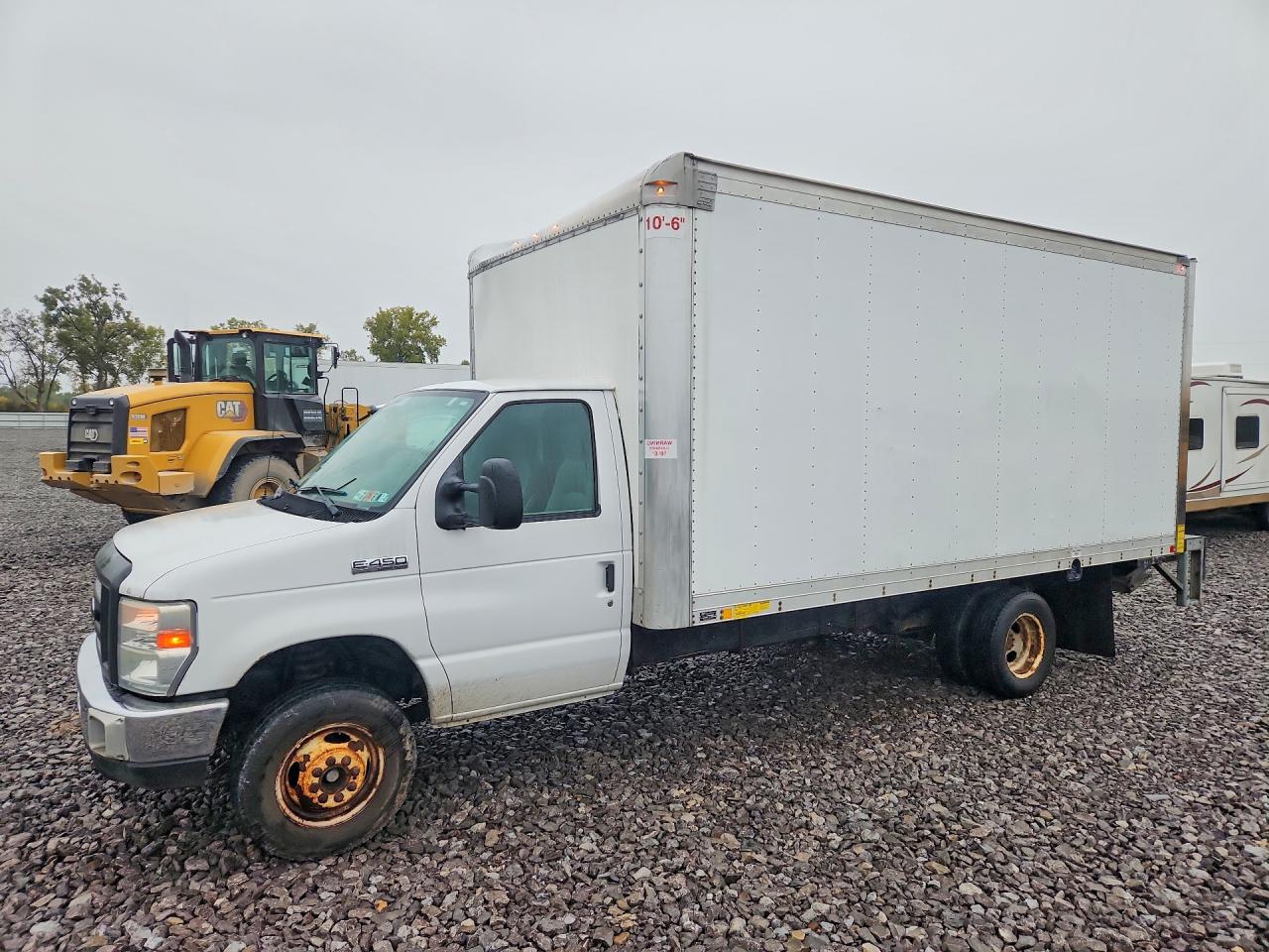 2019 FORD ECONOLIN E450 BOX TRUCK | 1FDXE4FS5KDC02548 | UPCARS