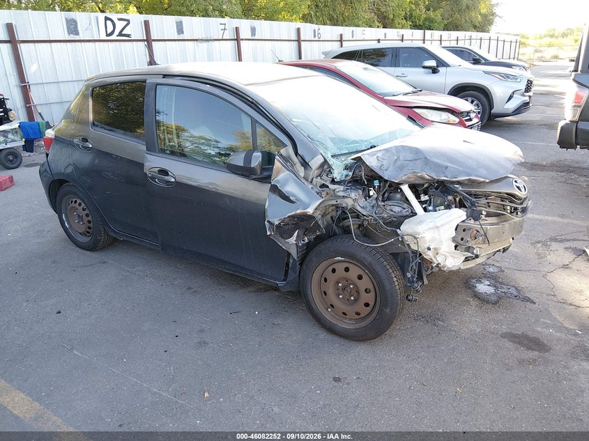 2013 TOYOTA YARIS LE | JTDKTUD36DD556730 | UPCARS