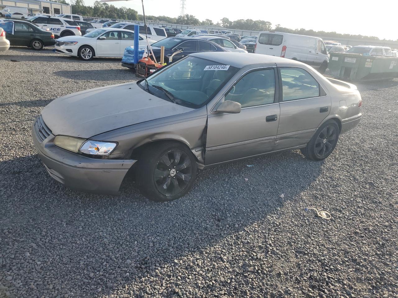 1999 TOYOTA CAMRY LE | 4T1BG22K4XU561959 | UPCARS