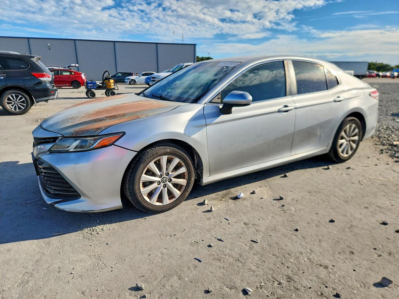 2020 TOYOTA CAMRY LE | 4T1C11AKXLU902664 | UPCARS
