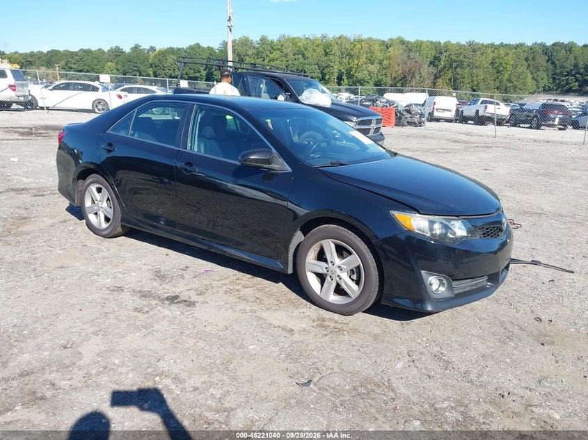 2014 TOYOTA CAMRY SE | 4T1BF1FK5EU305883 | UPCARS