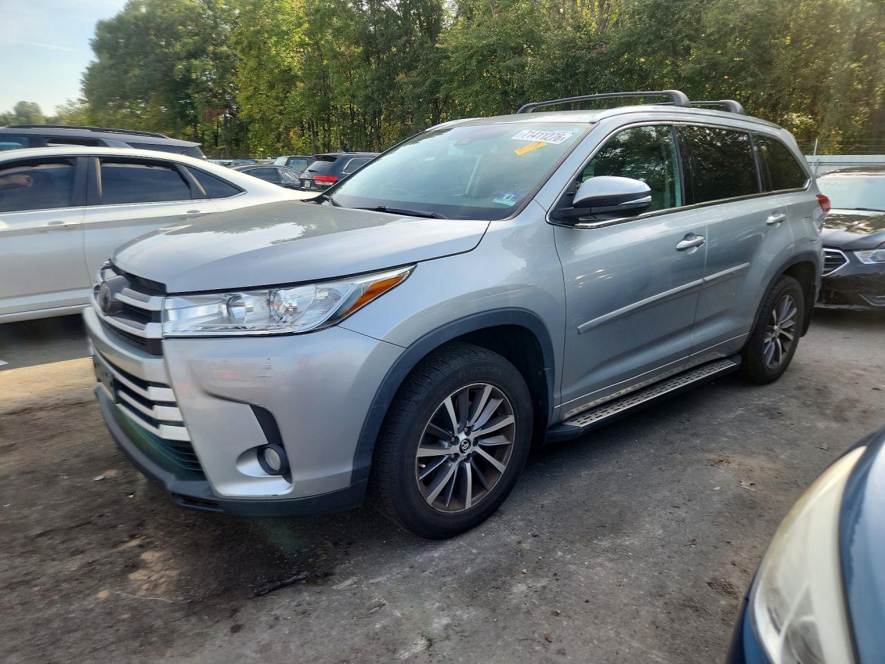 2018 TOYOTA HIGHLANDER XLE | 5TDJZRFH8JS559807 | UPCARS