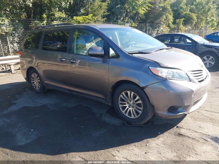 2012 TOYOTA SIENNA XLE V6 8 PASSENGER | 5TDYK3DC8CS224430 | UPCARS
