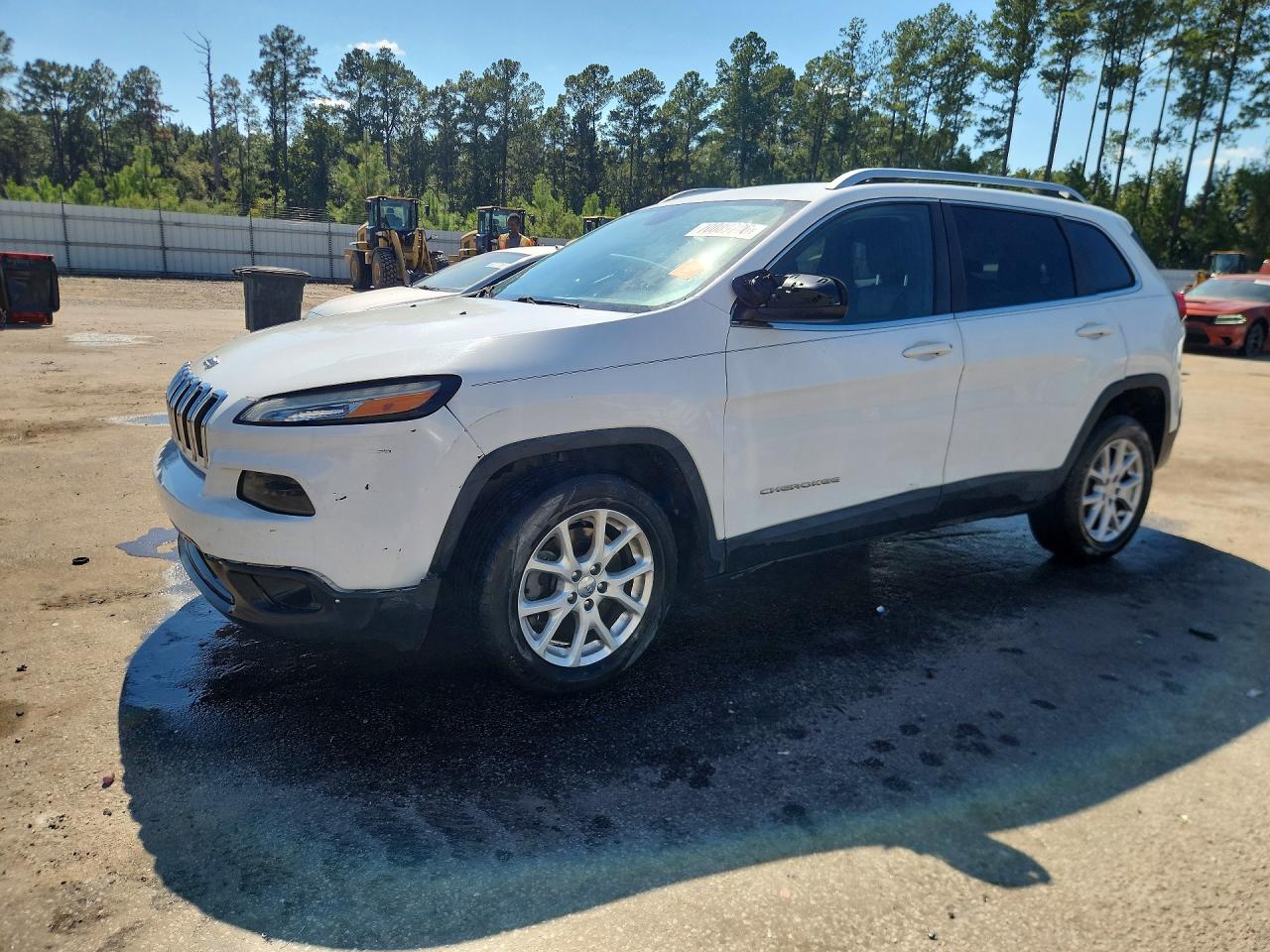 2014 JEEP CHEROKEE LATITUDE | 1C4PJLCS3EW153843 | UPCARS