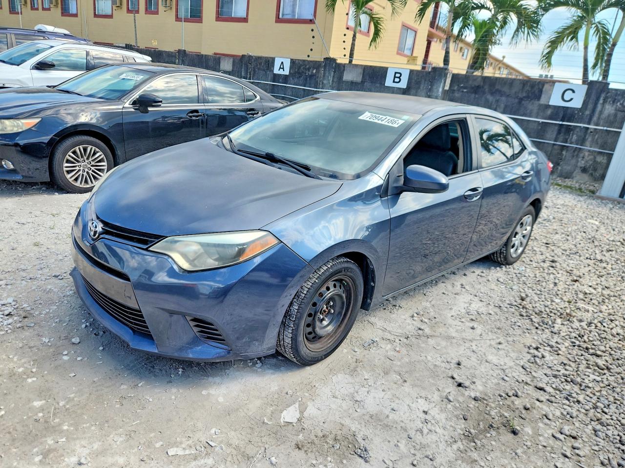 2015 TOYOTA COROLLA LE | 2T1BURHE8FC295459 | UPCARS