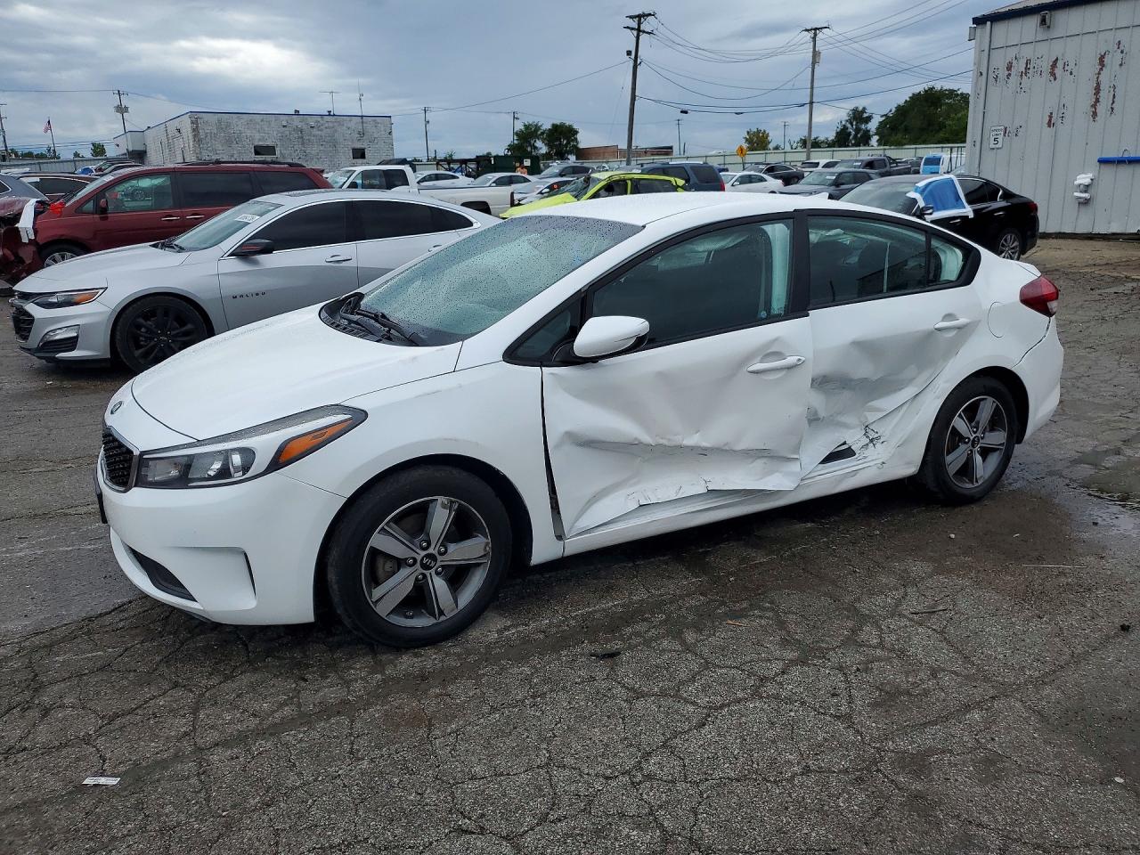 2018 KIA FORTE LX | 3KPFL4A73JE172231 | UPCARS
