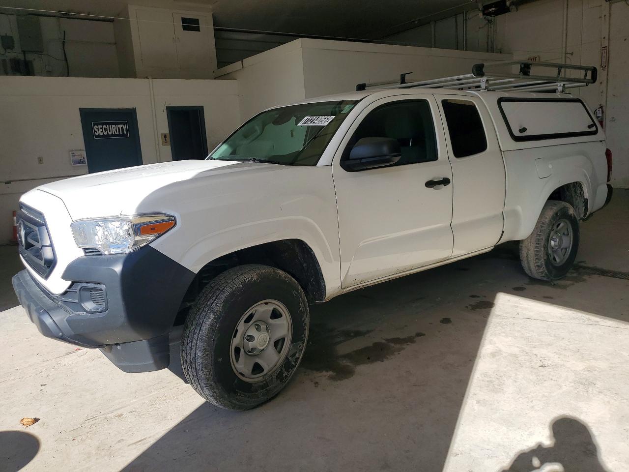 2022 TOYOTA TACOMA SR | 3TYRX5GN7NT043857 | UPCARS