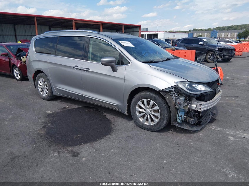 2018 CHRYSLER PACIFICA TOURING L | 2C4RC1BGXJR154172 | UPCARS