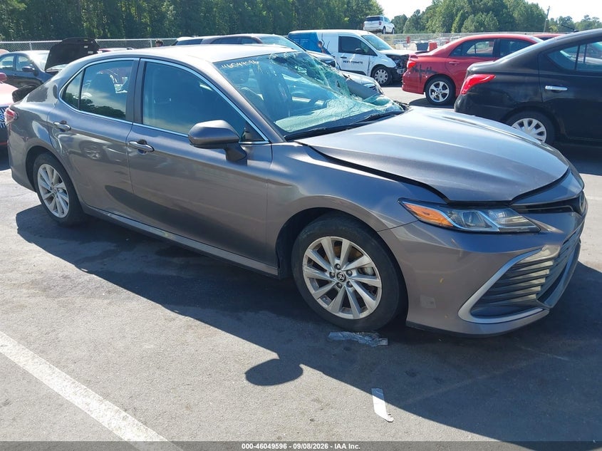 2022 TOYOTA CAMRY LE | 4T1C11AK2NU033691 | UPCARS