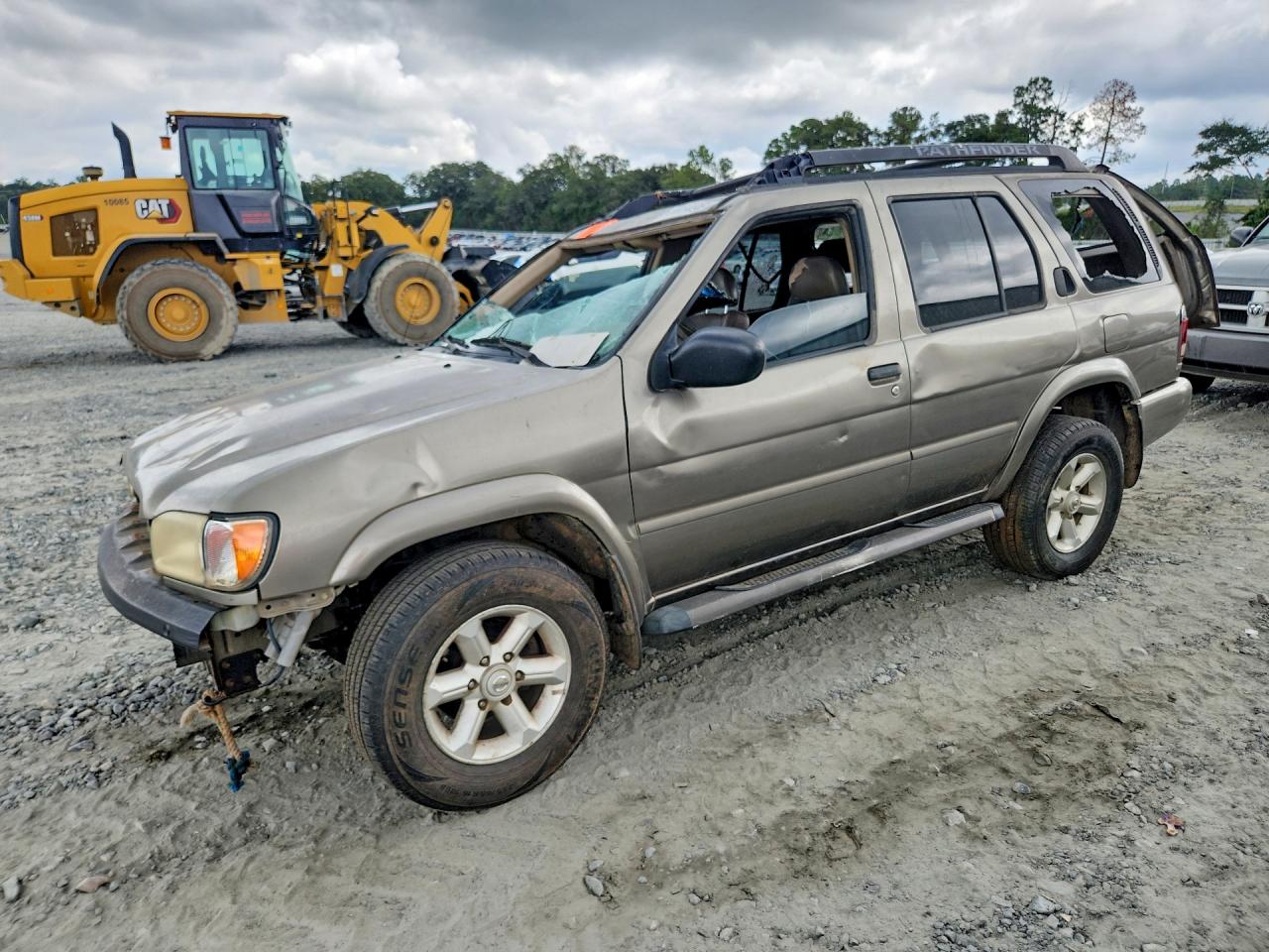 2004 NISSAN PATHFINDER SE | JN8DR09Y04W907774 | UPCARS