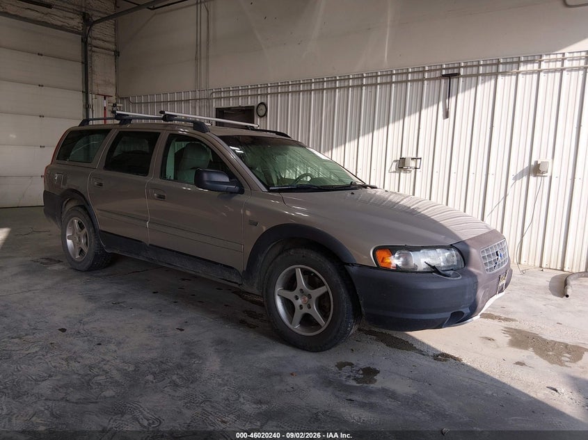 2002 VOLVO V70 XC | YV1SZ58D521048880 | UPCARS