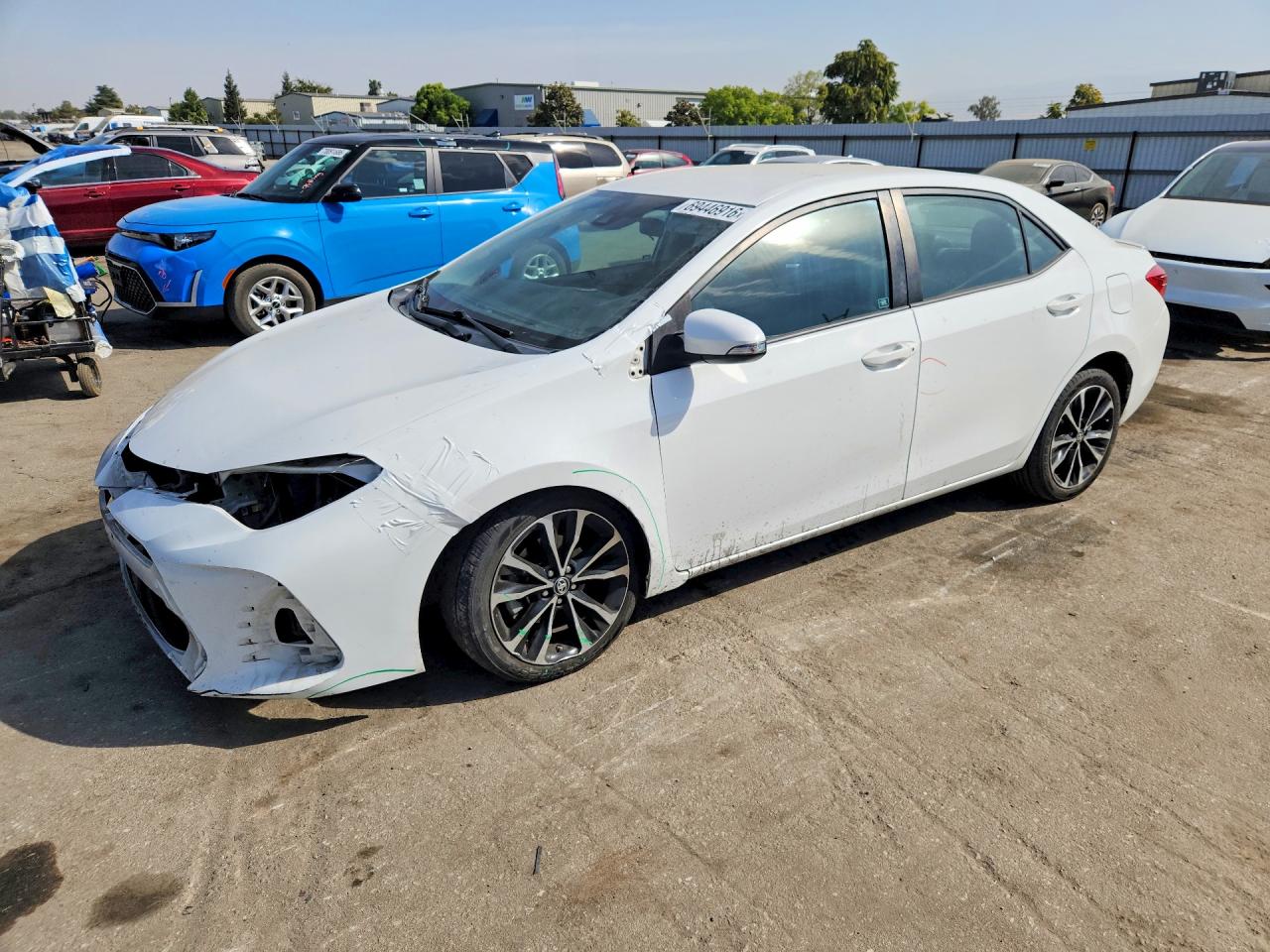 2017 TOYOTA COROLLA SE | 5YFBURHEXHP696417 | UPCARS