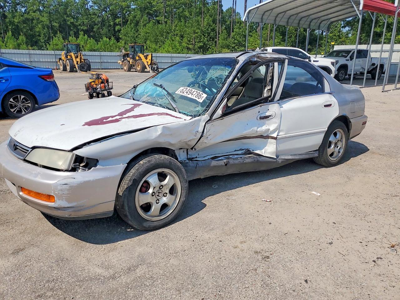1997 HONDA ACCORD SE | 1HGCD5605VA049235 | UPCARS