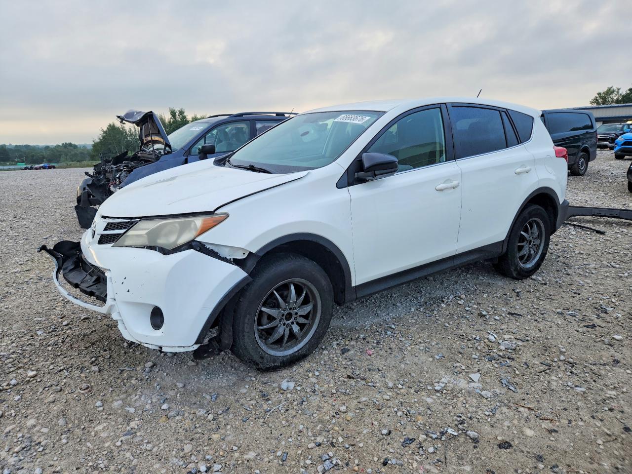 2014 TOYOTA RAV4 LE | JTMZFREVXEJ019929 | UPCARS
