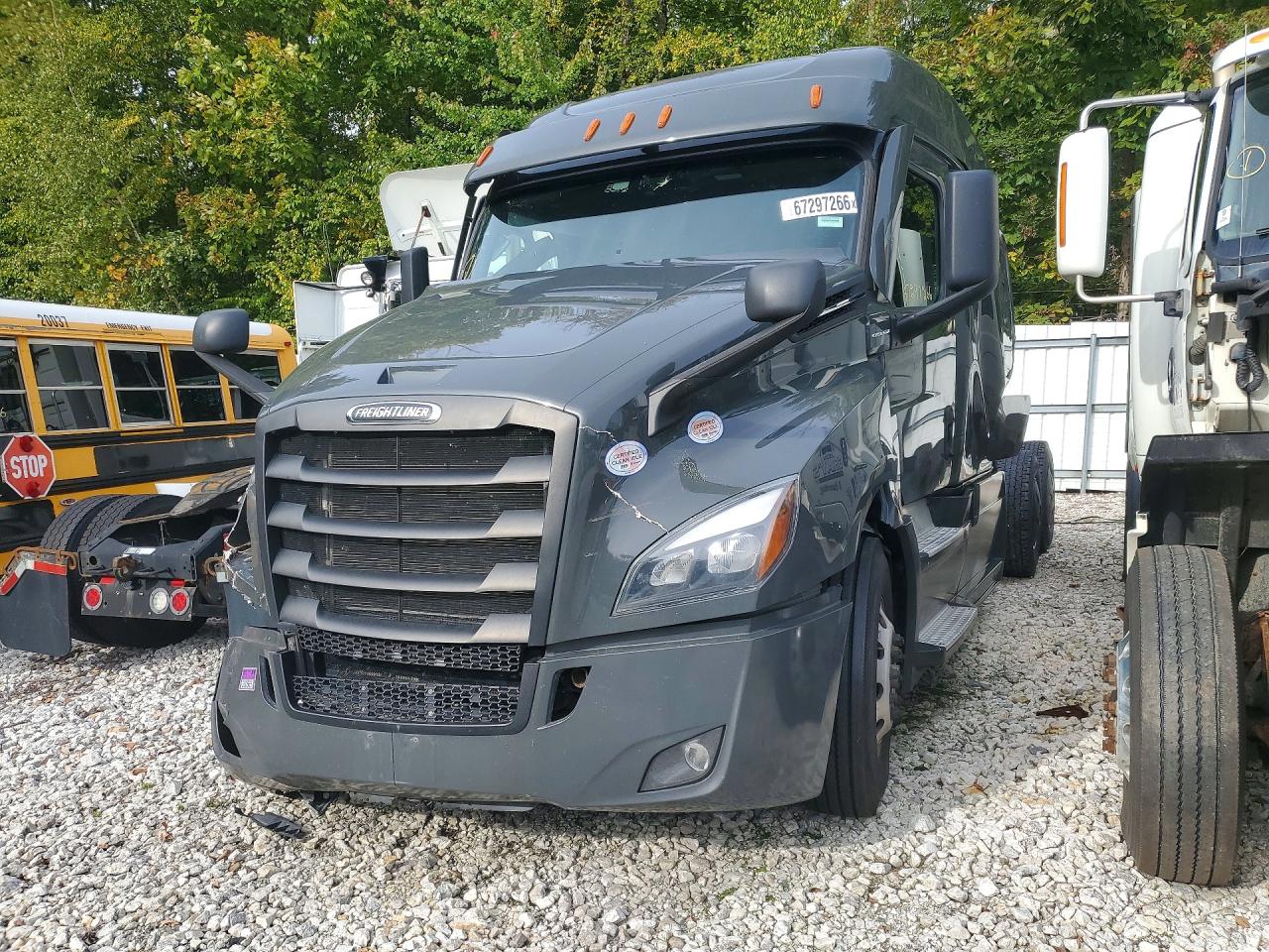 2025 FREIGHTLINER ALL OTHER SEMI TRUCK | 3AKJHHDV5SSWC0581 | UPCARS