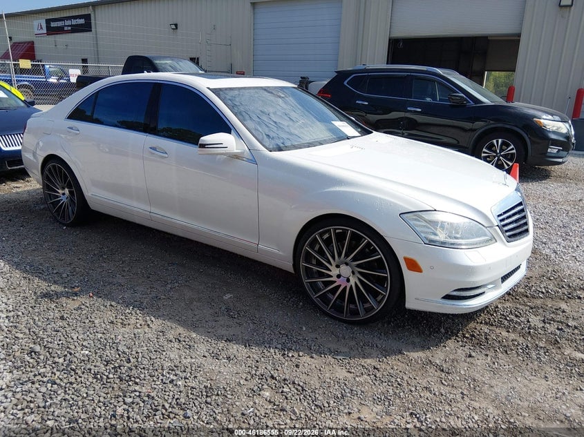 2010 MERCEDES-BENZ S 550 4MATIC | WDDNG8GB2AA326455 | UPCARS