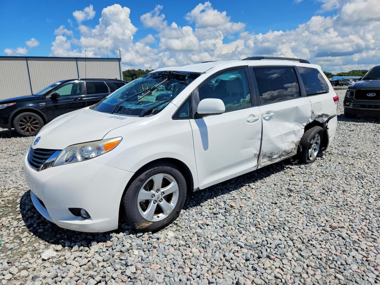 2012 TOYOTA SIENNA LE | 5TDKK3DC5CS213455 | UPCARS