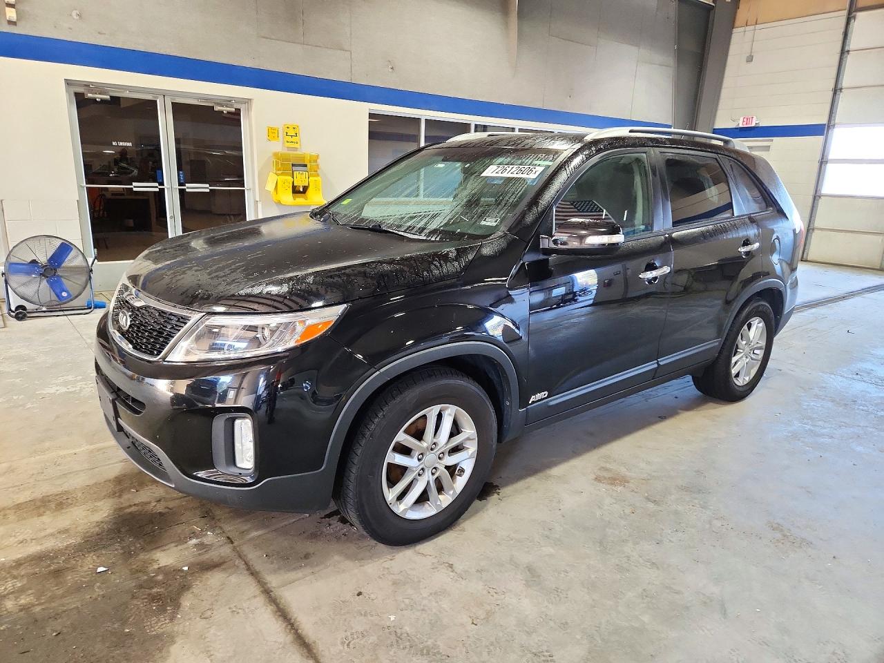 2014 KIA SORENTO LX | 5XYKTCA61EG445191 | UPCARS