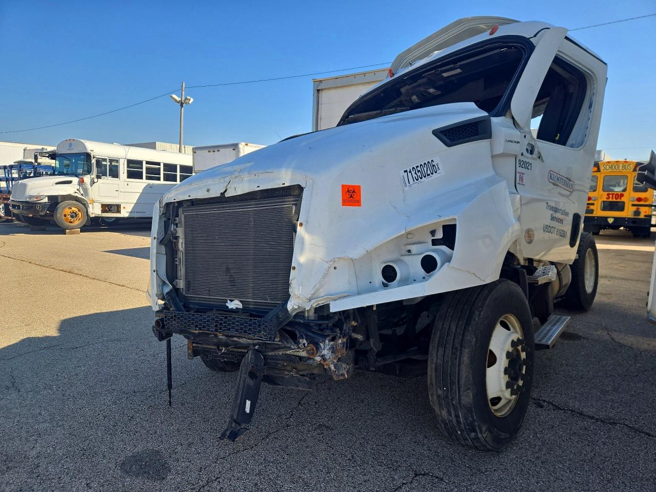 2022 FREIGHTLINER ALL OTHER TRUCK CAB AND CHASSIS | 3AKBHSFM2NDNL6205 | UPCARS
