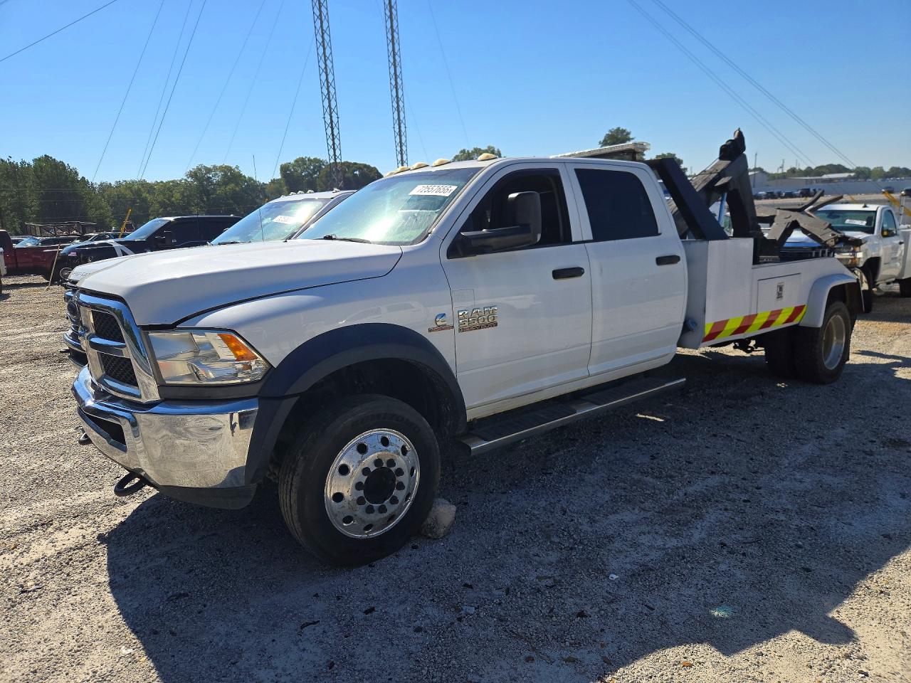2017 RAM 5500 | 3C7WRNFL1HG658497 | UPCARS