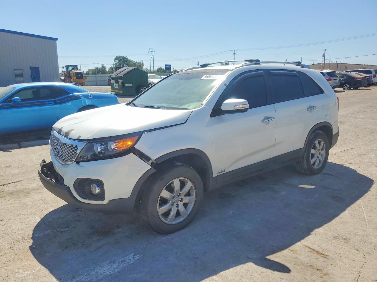 2012 KIA SORENTO LX | 5XYKTCA65CG221340 | UPCARS