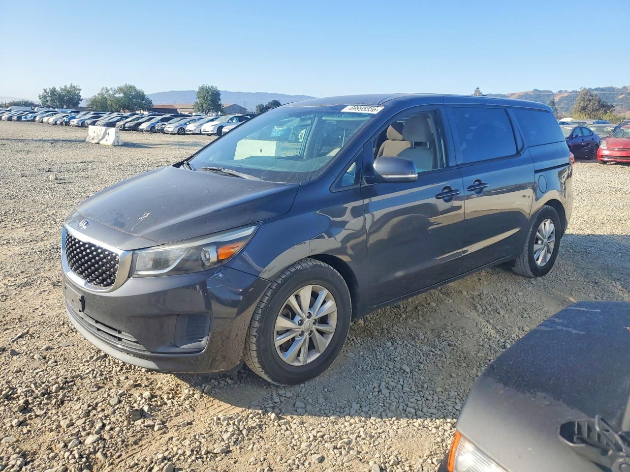 2018 KIA SEDONA LX | KNDMB5C15J6407100 | UPCARS