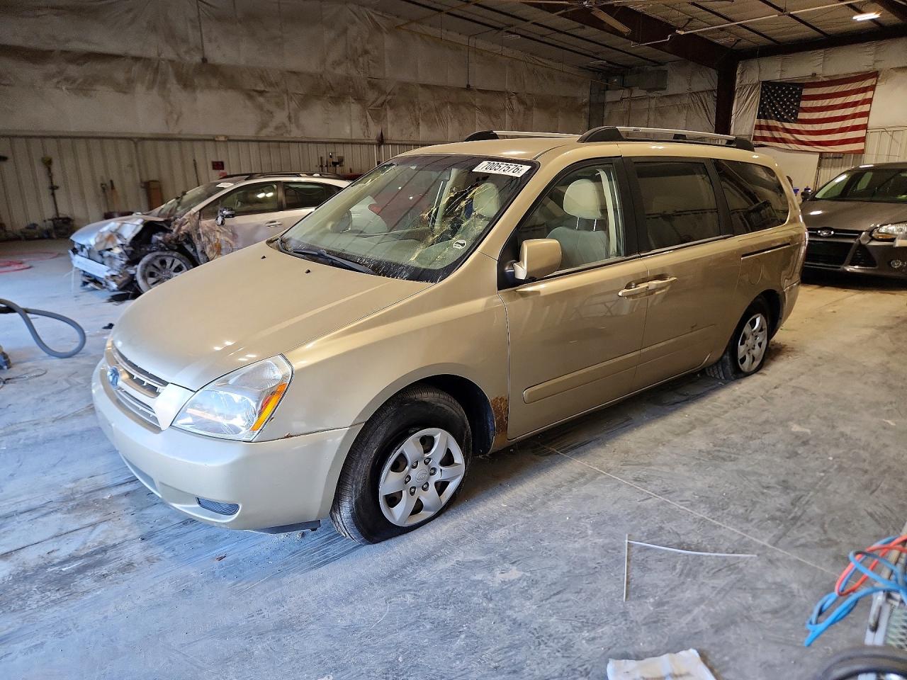 2008 KIA SEDONA LX | KNDMB233986220520 | UPCARS