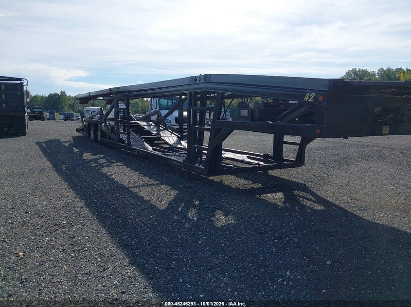 2005 MILLENIUM TRAILER | 1M9CSFC225T486501 | UPCARS